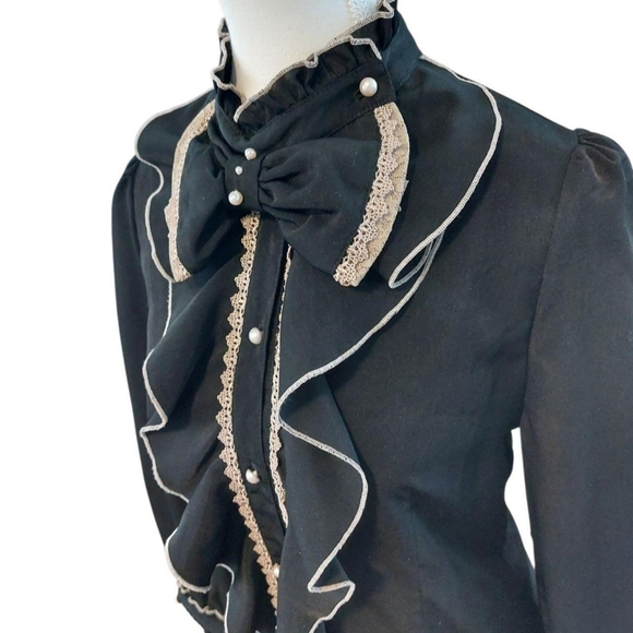 Axes Femme - Big Ribbon Ruffle Blouse - Picture 2 of 3